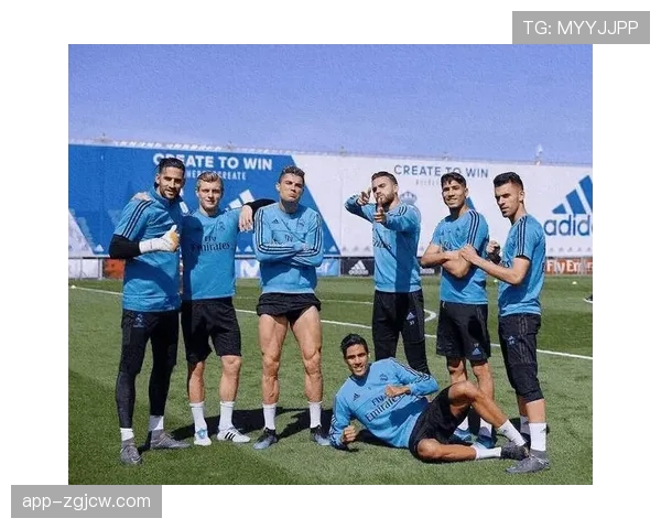 巴伦西亚VS皇马：战术防守博弈成看点，主场能否扮演搅局者